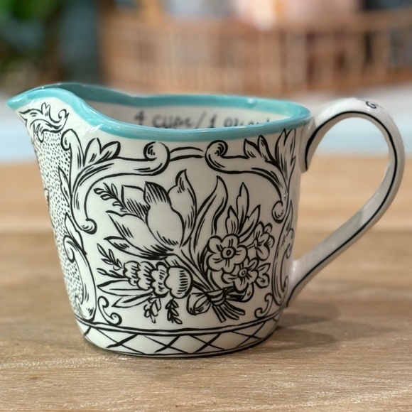 Anthropologie Sketched Storybook Flora Measuring Cup, Rare Out of Stock - Picture 1 of 7